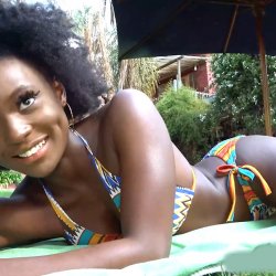 Fucking my hot African girlfriend in the backyard jungle